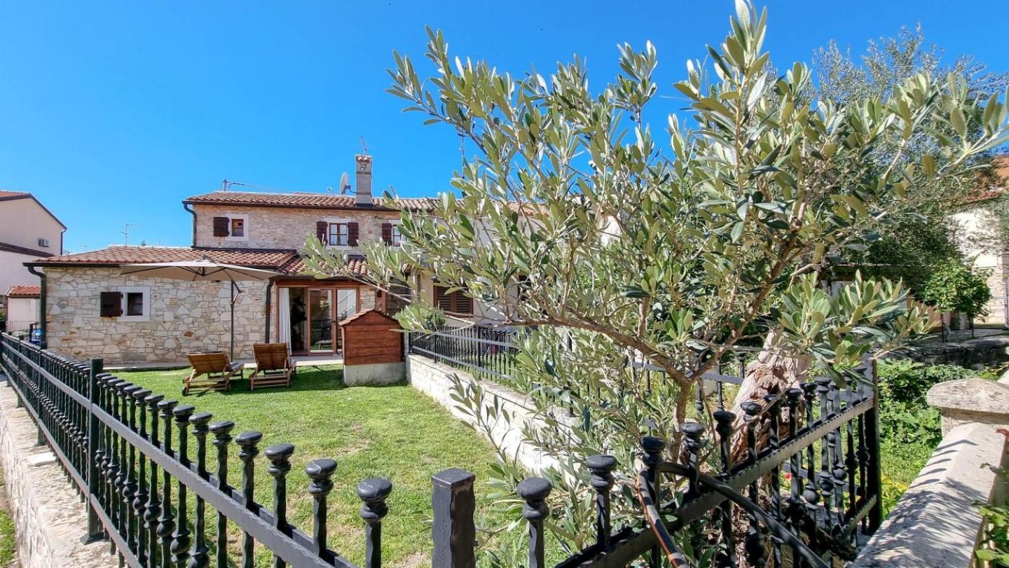 Ariana Villa Novigrad  Exterior photo