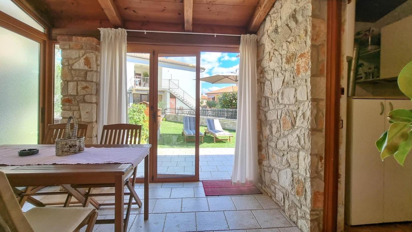Ariana Villa Novigrad  Exterior photo