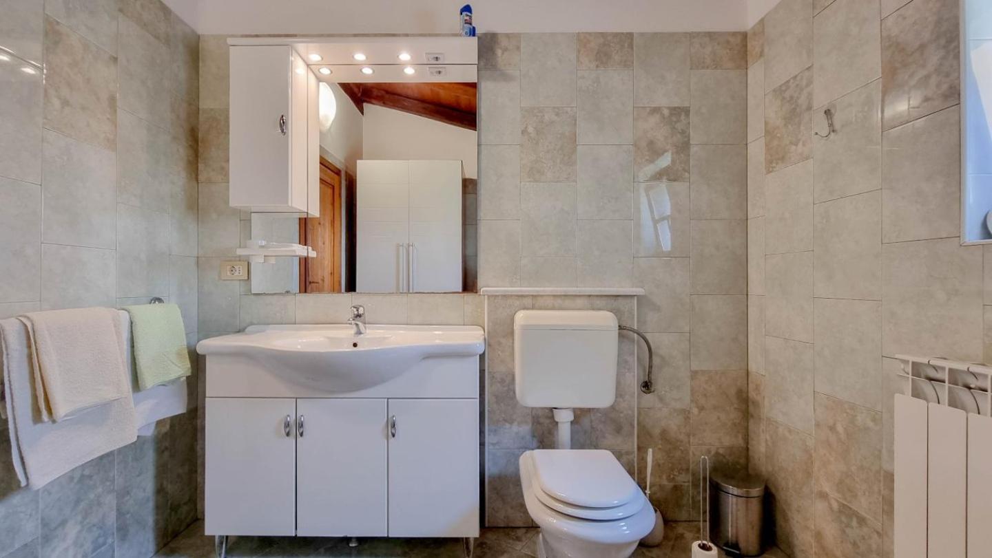 Ariana Villa Novigrad  Exterior photo
