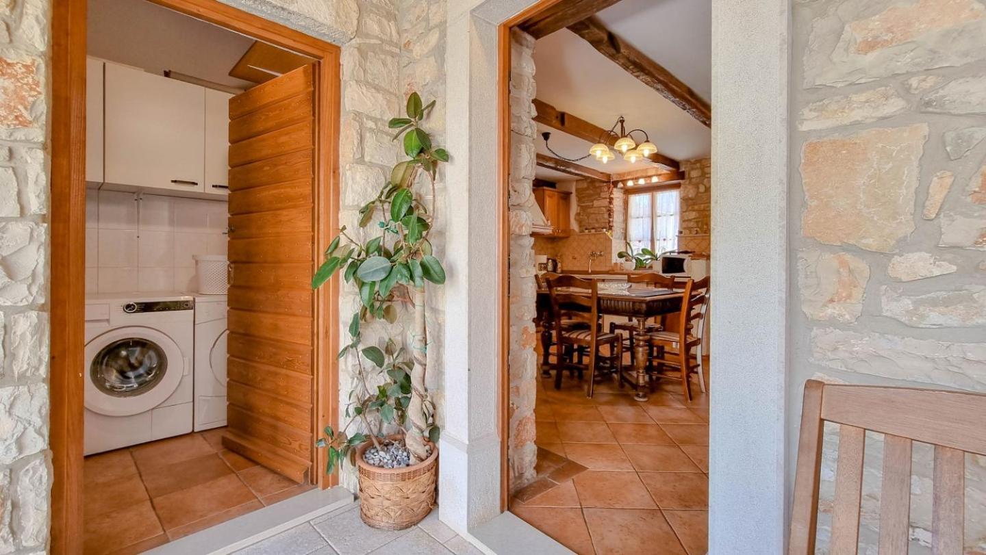 Ariana Villa Novigrad  Exterior photo